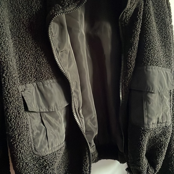 🎈HOST PICK🎈Sherpa Jacket Large - Picture 7 of 11